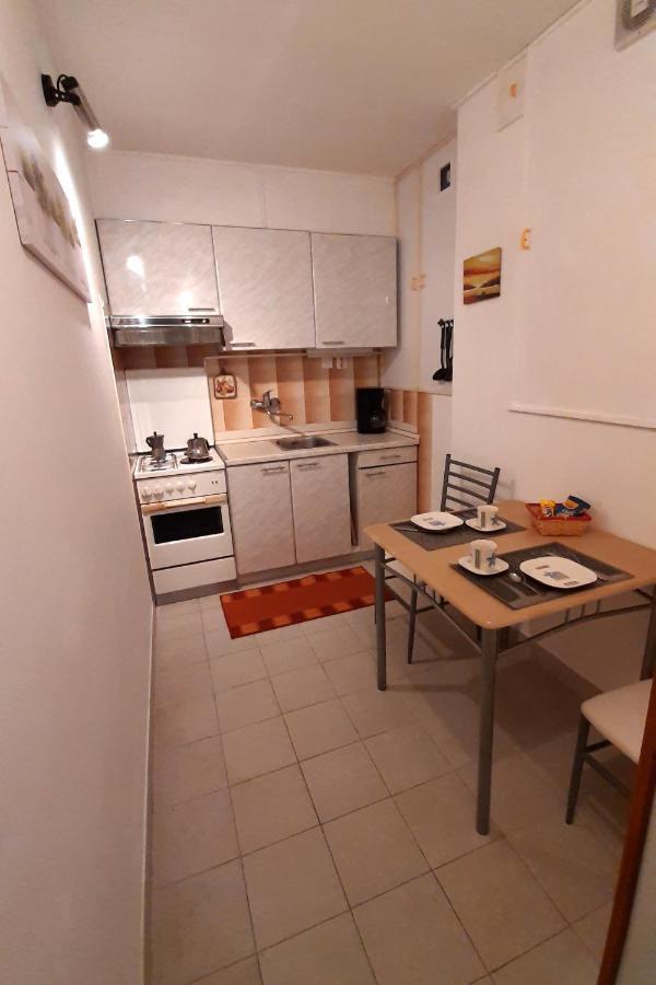 Apartments By The Sea Seget Vranjica, Trogir - 7508 Экстерьер фото